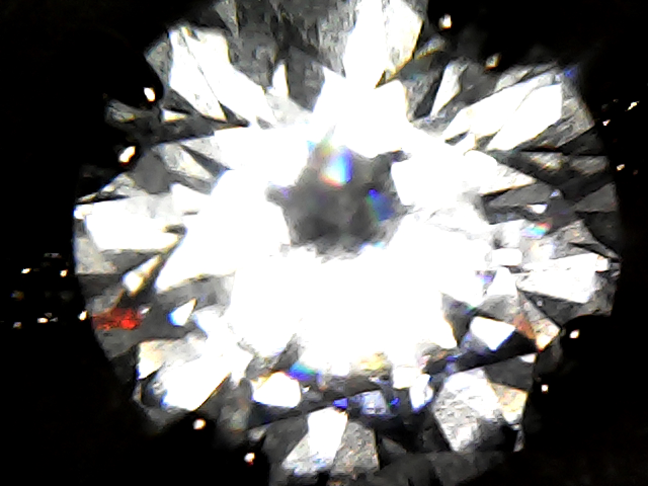 Close-up observation of cubic zirconia